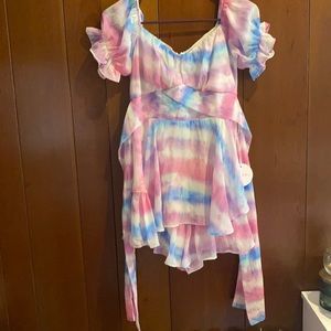 Luxxel cotton candy romper size Small. Never worn!